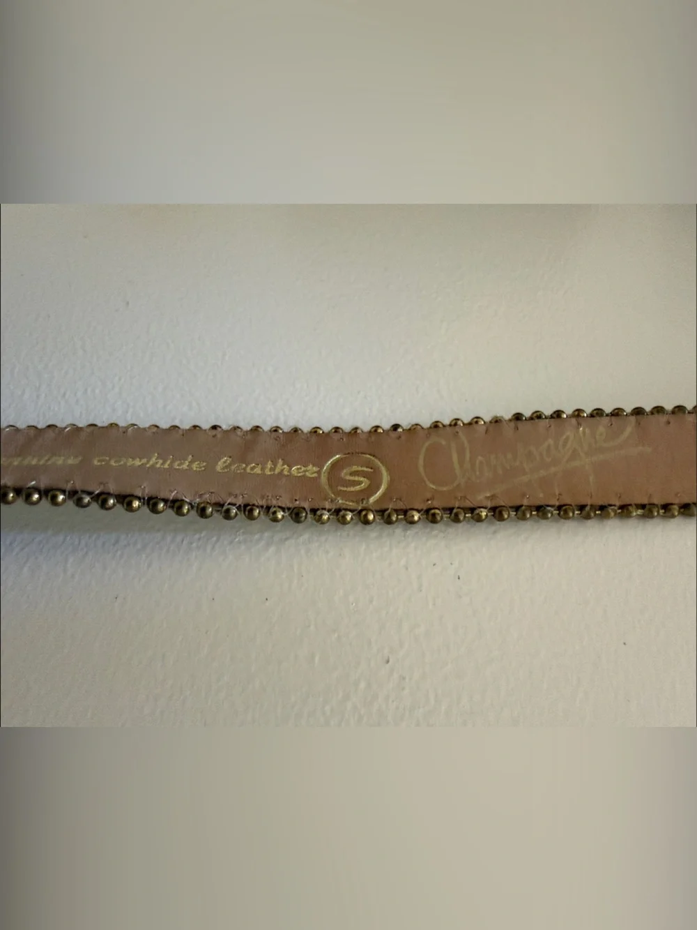 White Leather Belt with Gold Buckle and Beaded Trim size Small